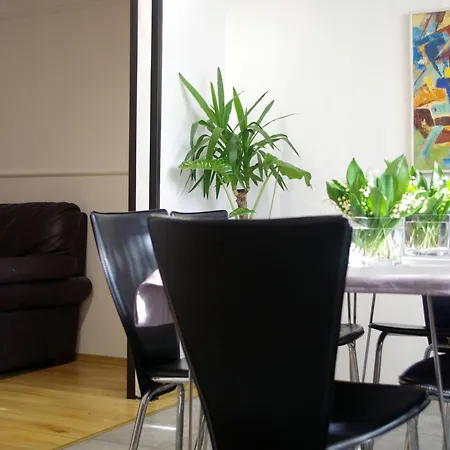 Private House 2km From Old Town *