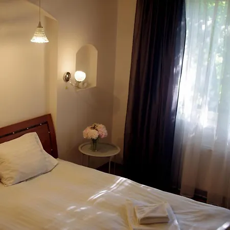 Будинок відпочинку Private House 2km From Old Town *