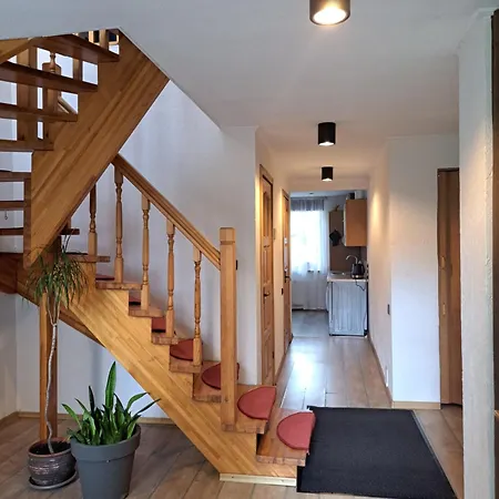 Private House 2km From Old Town Сasa de vacaciones *
